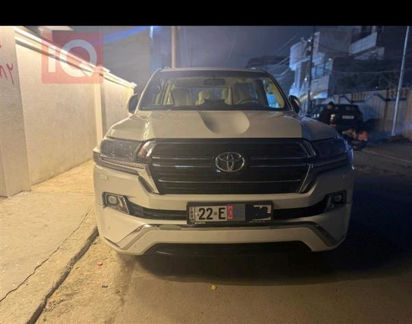 تۆیۆتا لاند کروزەر 2016 بۆ فرۆشتن لە عێراق - بەغداد